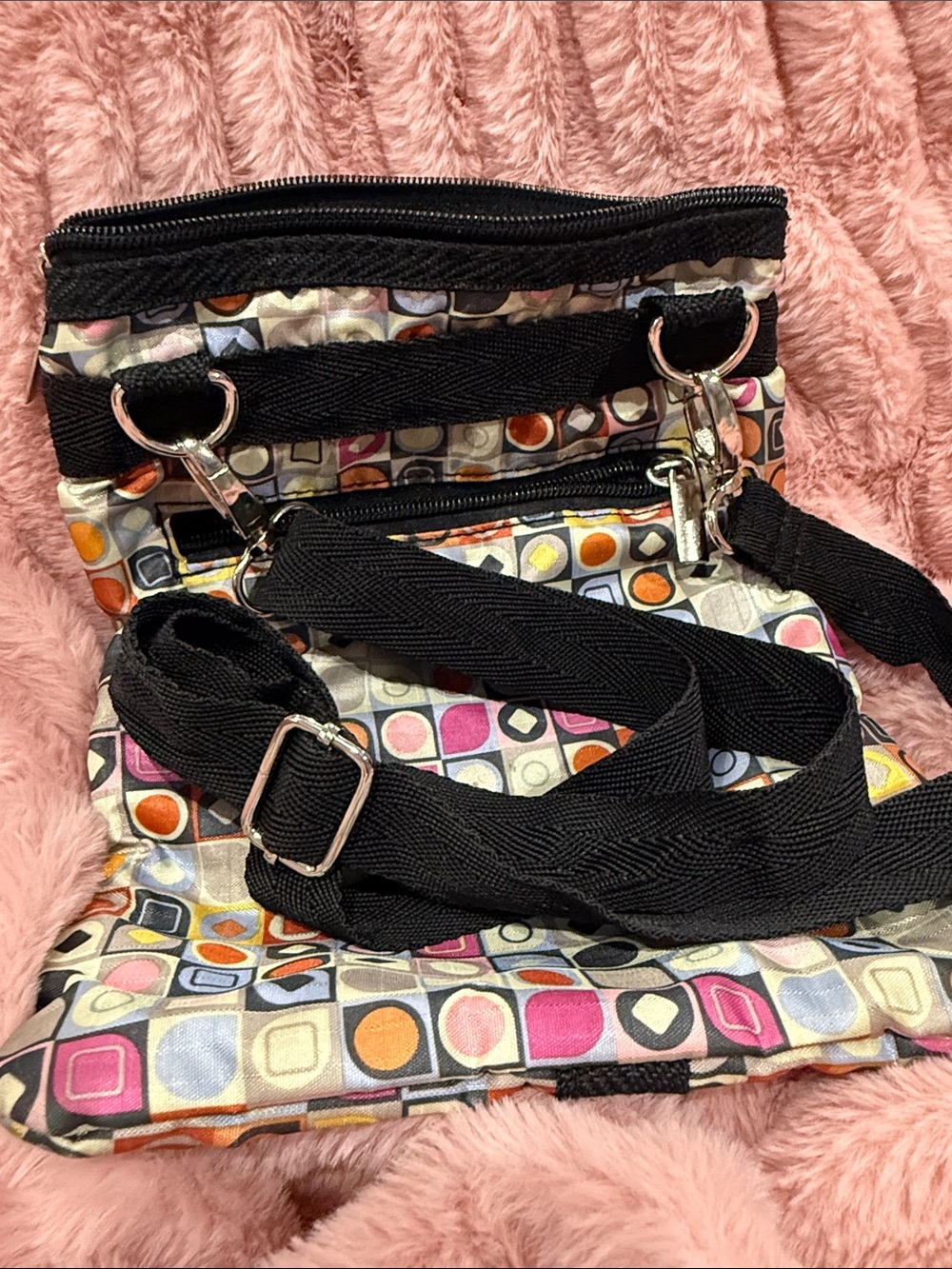 Braciano Multi-Color Geometric Crossbody Bag - Casual Women's Shoulder Bag - Picture 9 of 11